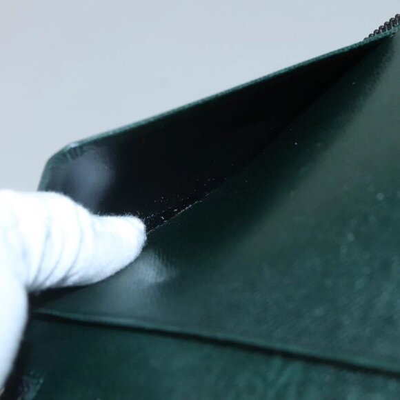 LOUIS VUITTON Taiga Travel Case Epicea LV Auth - Picture 14 of 16